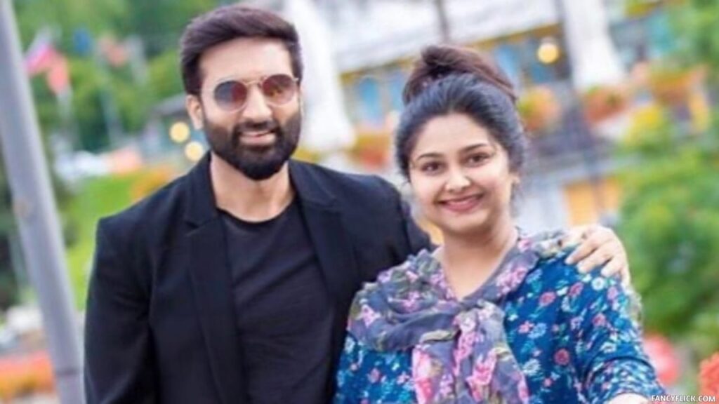 Actor Gopichand wife
